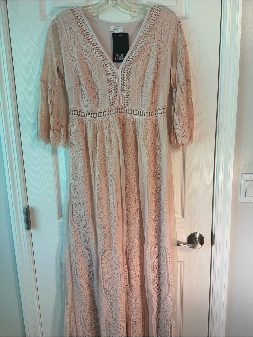 Pinup Fashion Women's Lace Maxi Dress with 3/4 Sleeves Size S